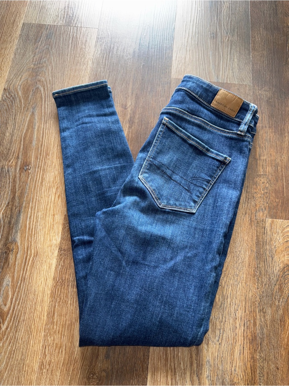 American Eagle Super Hi-Rise Jeggings size 4 regular women jeans